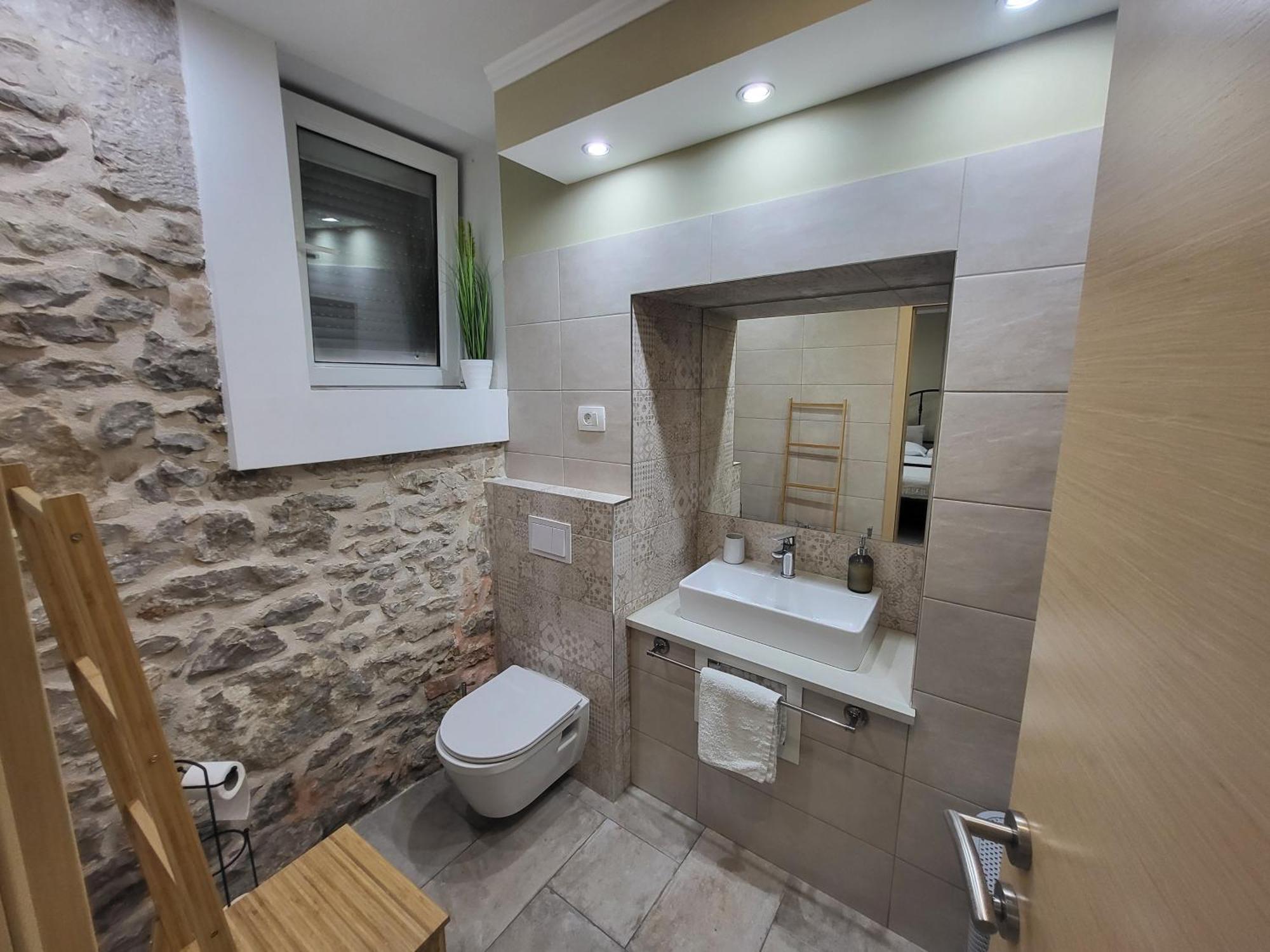 Appartamento Rustic House Diklo 20M From The Sea Zara Esterno foto
